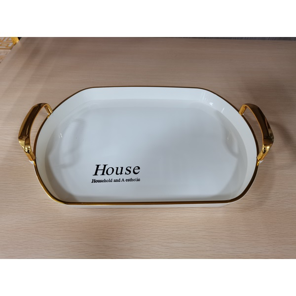 1704228027134 GILDED OVAL PLASTIC TRAY W/HANDLE-42.6X28.3X3.5 - Image 1