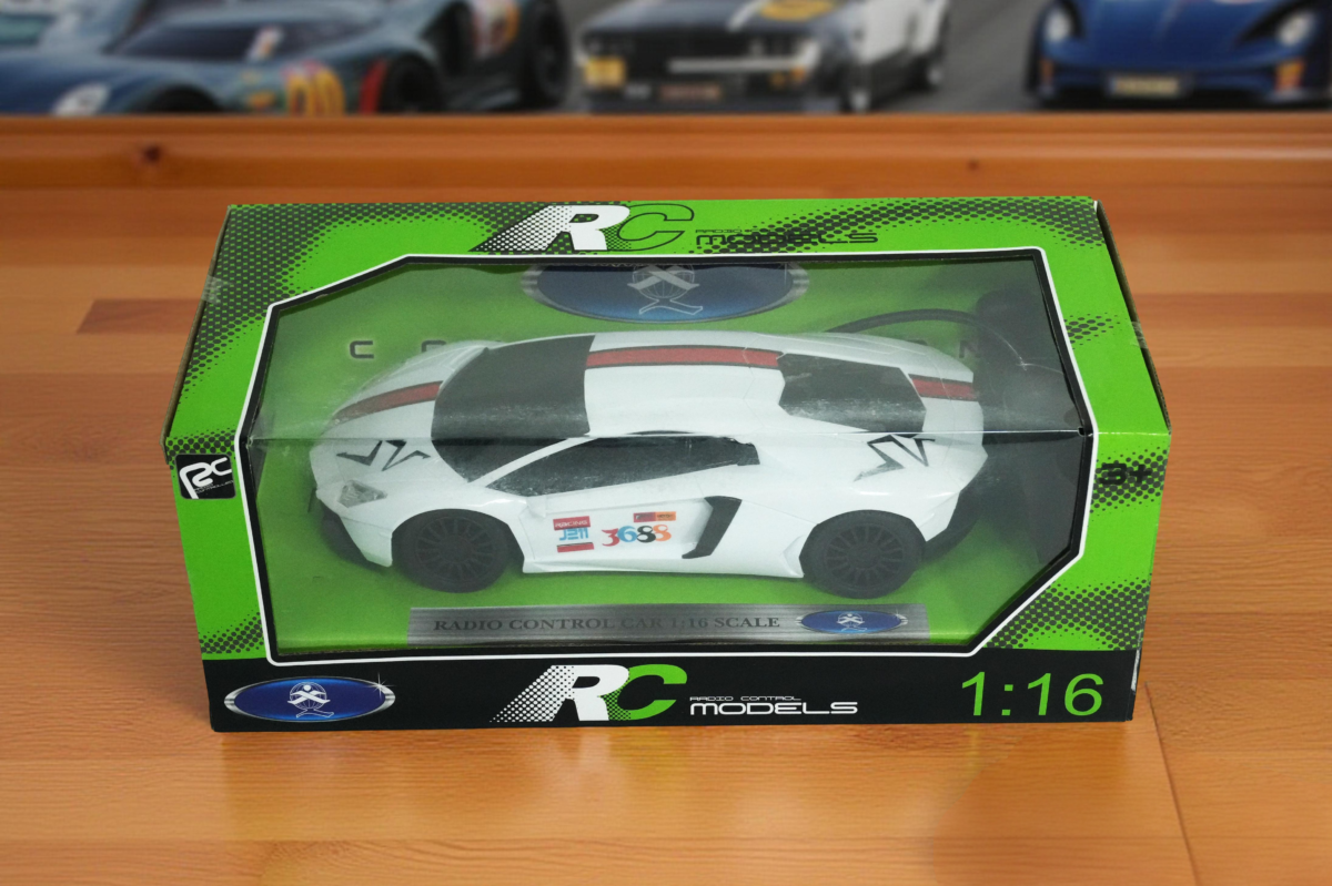 ⁦1X6 4CH R/C CAR -L5721-81⁩ - الصورة ⁦3⁩