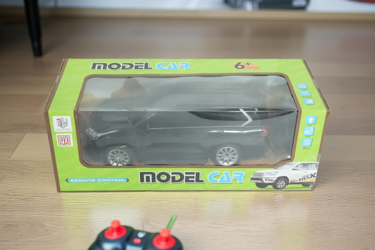 TOYS