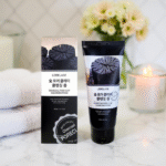 LEBELAGE CHARCOAL PORE CLAY CLEANSING FOAM-180ML