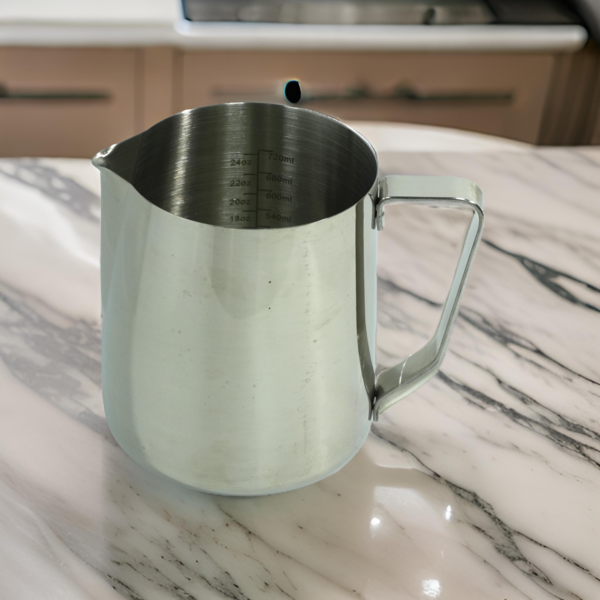 ⁦TRUST S/STEEL CREAMER-26OZ⁩ - الصورة ⁦1⁩