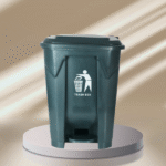 PLASTIC PEDAL DUSTBIN W/COVER 30LTR