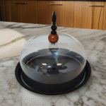 NON-STICK CAKE STAND W/COVER