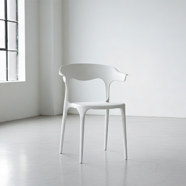 ⁦CHAIR -WHITE⁩ - الصورة ⁦2⁩