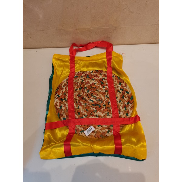 1010810000024.png SATIN BAG 18X15 WITH 12 SUFRA - Image 1