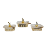 GLASS FRUIT PLATE W/IRON STAND-16.5*16.5*14CM