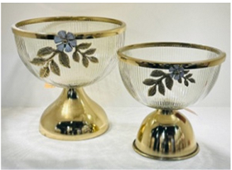⁦LEAF ROUND GLASS BOWL WITH METAL STAND⁩ - الصورة ⁦1⁩